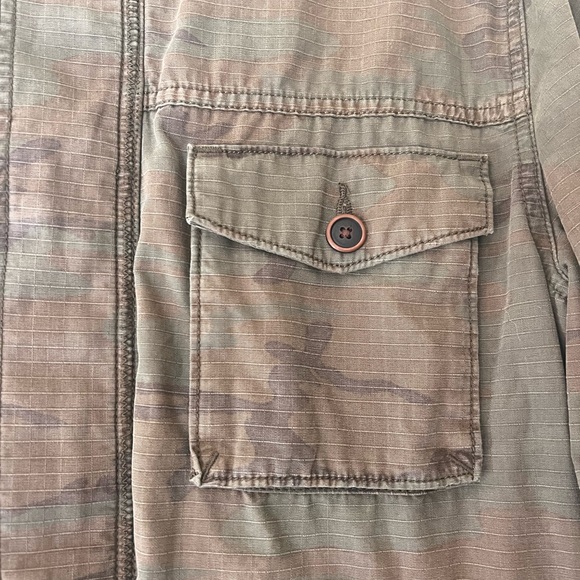 Lucky Brand Camo Jacket - Picture 5 of 7